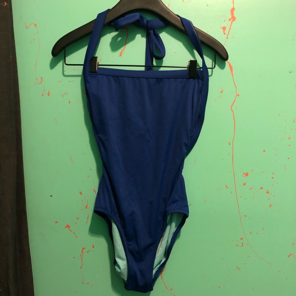 One piece swimsuit